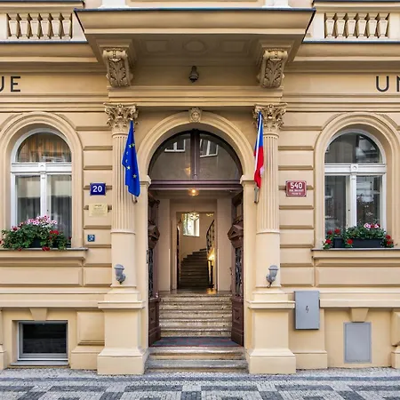 Hotel Unique-2